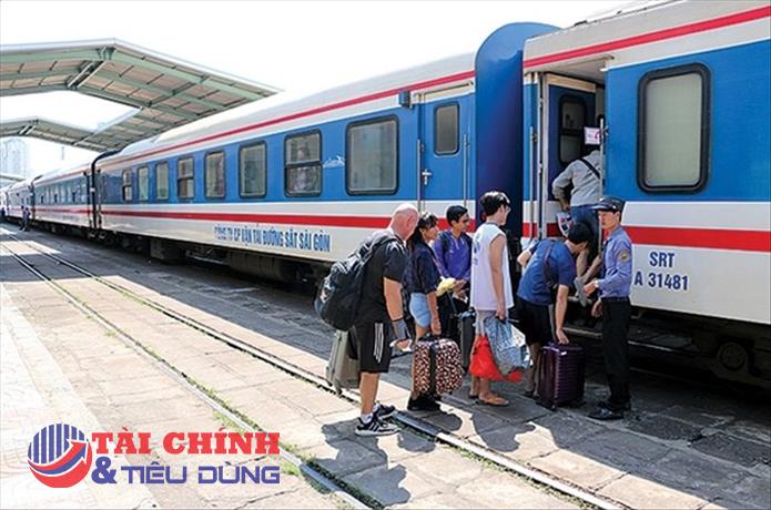 Đề xuất giảm đến 50% một số khoản phí lĩnh vực giao thông vận tải