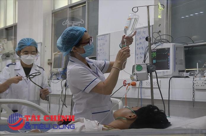 Bộ Y tế đề nghị khẩn trương tìm nguồn thuốc điều trị sốc sốt xuất huyết