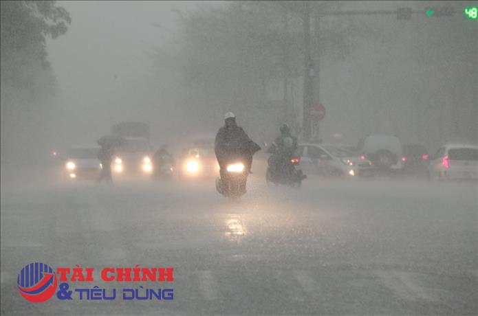 Dự báo thời tiết ngày 10/9: Nhiều tỉnh đón Trung thu trong mưa lớn