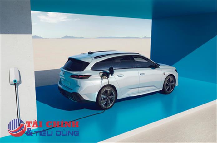 Peugeot bổ sung thêm phiên bản thuần điện "hẹn" khách giữa năm 2023