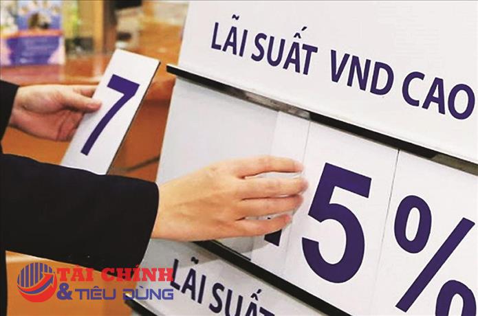 Gia tăng áp lực lên mặt bằng lãi suất những tháng cuối năm