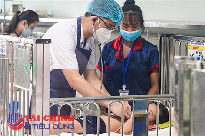 Trẻ mắc Adenovirus nhập viện tăng đột biến, Bộ Y tế họp khẩn bàn giải pháp thu dung, điều trị