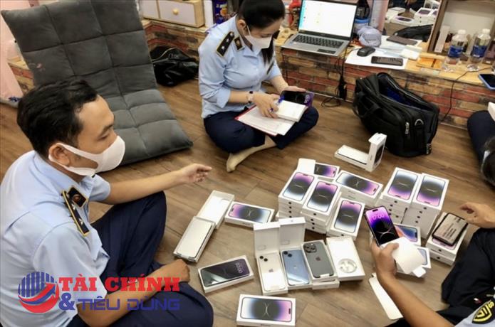 TP.HCM tạm giữ lô điện thoại iPhone 14 xách tay trị giá 1,6 tỷ đồng