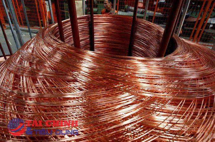 Thị trường hàng hóa tuần qua: Thị trường kim loại đỏ lửa, dầu giảm mạnh
