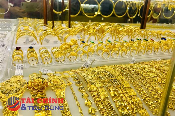 Giá vàng hôm nay 27/9: Giá vàng thế giới tiếp tục giảm sâu