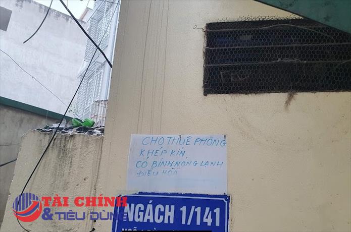 Hà Nội: Giá phòng cho thuê tăng cao vẫn đắt hàng, sinh viên chật vật tìm chỗ trọ