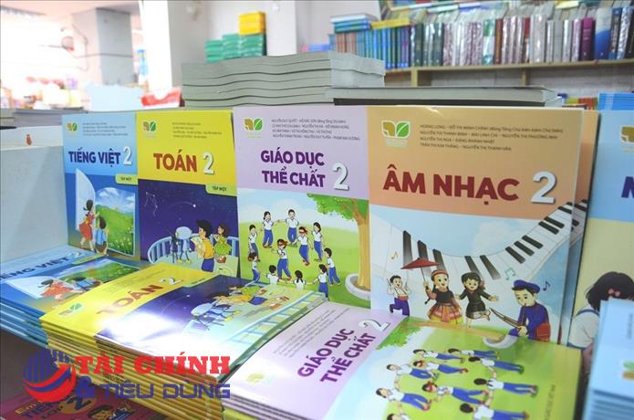 Thứ trưởng Bộ GD-ĐT: Sách giáo khoa mới chưa đáp ứng được yêu cầu cao nhất của xã hội