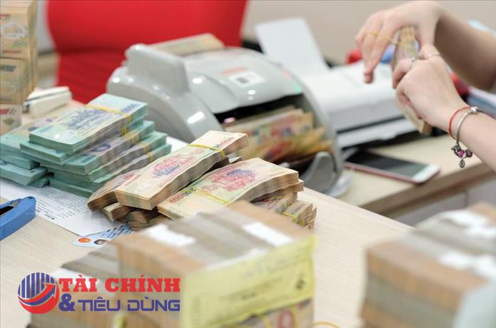 Mặt bằng lãi suất cho vay không thể tăng vượt lãi suất huy động