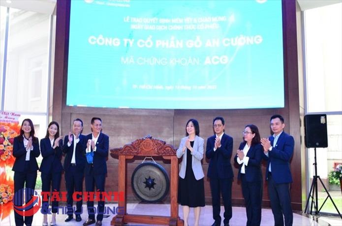 HOSE chào đón cổ phiếu niêm yết mới sau 6 tháng vắng bóng