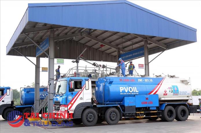 Bộ Công Thương đề nghị điều chỉnh nhiều mức phí để "giải cứu" doanh nghiệp đầu mối xăng dầu