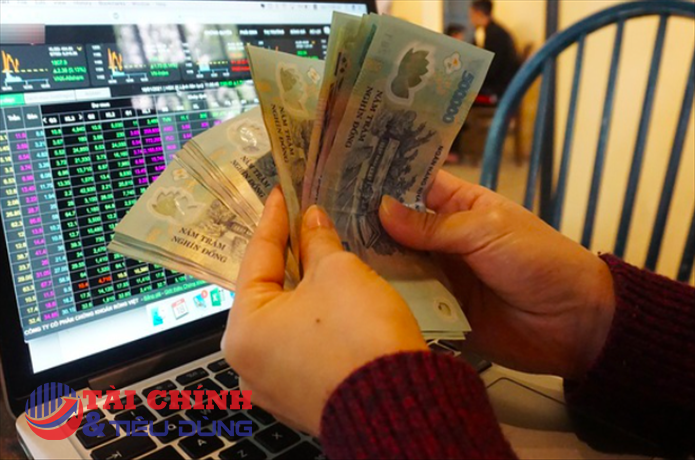 Tiền gửi chứng khoán tiếp tục giảm, vay margin tăng nóng trong quý 3