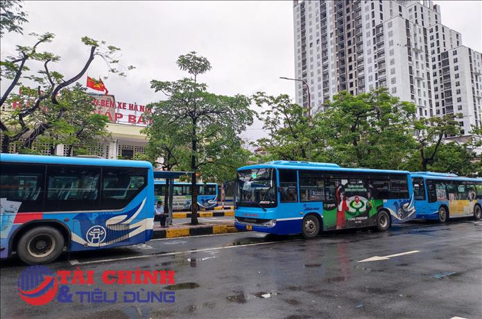 Xe búyt Hà Nội "ì ạch" tăng trưởng trở lại sau đại dịch Covid-19