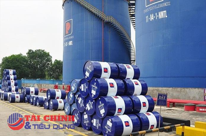 Tạo thuận lợi thông quan cho doanh nghiệp đầu mối nhập khẩu xăng dầu