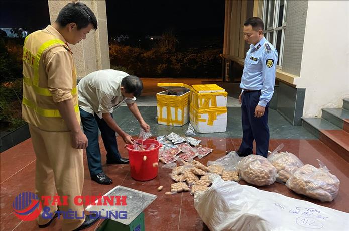 Quảng Ninh xử lý thêm 2 vụ vận chuyển, tiêu thụ thực phẩm 'bẩn'