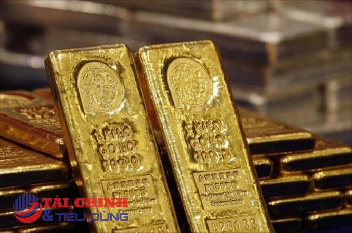 Giá vàng hôm nay 1/11: Giá vàng tiếp tục trượt dốc