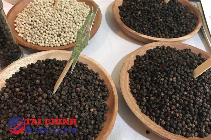 Giá tiêu hôm nay 4/11: Giá tiêu trong nước chững lại và đi ngang