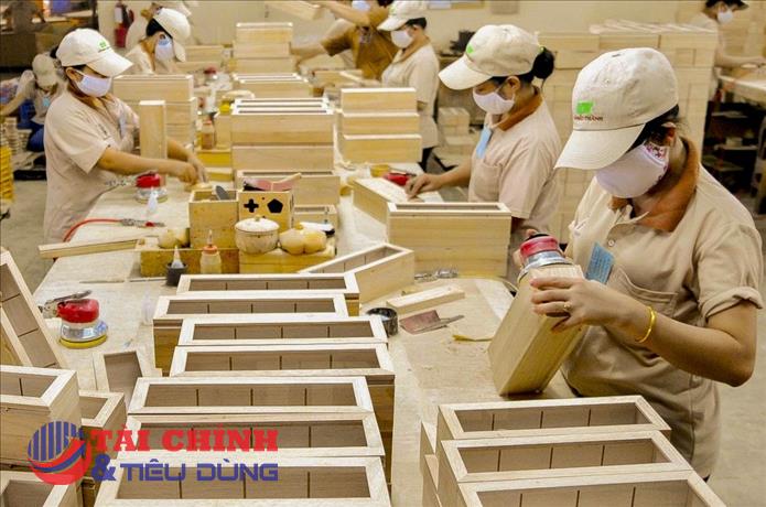 Bức tranh gỗ và sản phẩm gỗ xuất khẩu 10 tháng có nhiều gam màu sáng