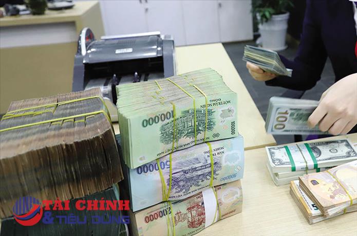 NHNN hút ròng nhẹ 5,6 nghìn tỷ đồng, mặt bằng lãi suất liên ngân hàng đã giảm nhiệt