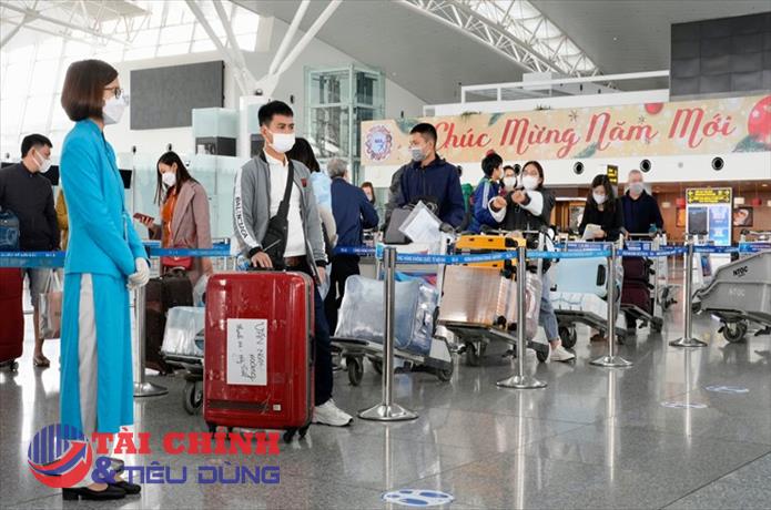 Yêu cầu các hãng hàng không hạn chế tối đa việc chậm chuyến, hủy chuyến dịp cao điểm Tết 2023
