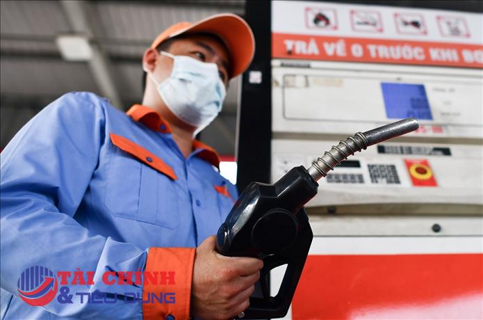 Kỳ điều chỉnh ngày mai (21/12), giá xăng có thể xuống mức dưới 20.000 đồng/lít