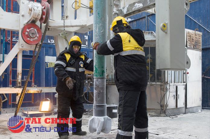 Nga giảm sản lượng dầu đáp trả giá trần năng lượng của EU