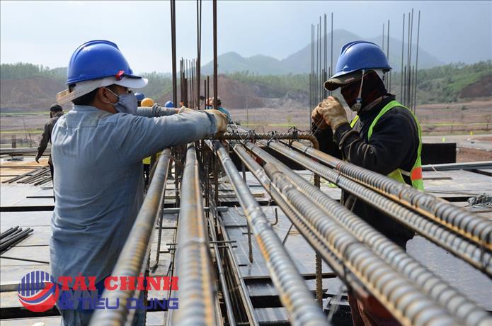 Giá thép hôm nay 31/1: Giá thép trong nước đồng loạt tăng