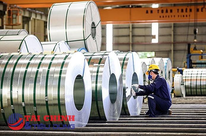 Giá thép hôm nay 26/2: Giá thép trong nước tiếp tục tăng
