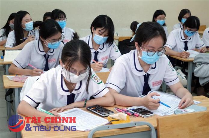 Hà Nội: Chỉ 55,7% học sinh đăng ký được tuyển vào lớp 10 công lập