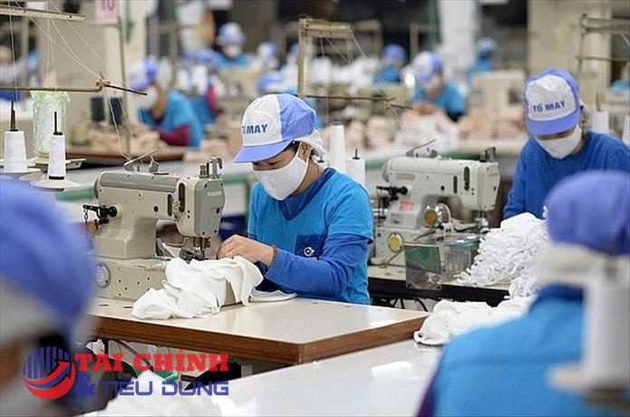 Nhà đầu tư nên thận trọng với cổ phiếu ngành dệt may?