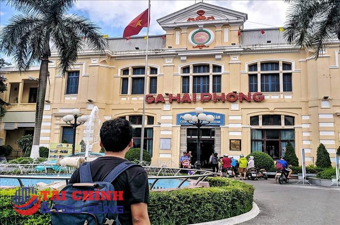 Giảm giá vé tàu cho hành khách tham dự Lễ hội Hoa Phượng