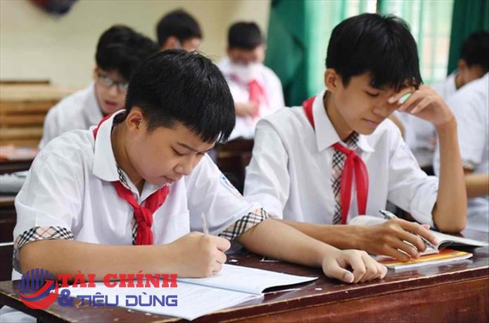 Tuyển sinh đầu cấp 2023: Cuộc đua căng thẳng của phụ huynh và học sinh