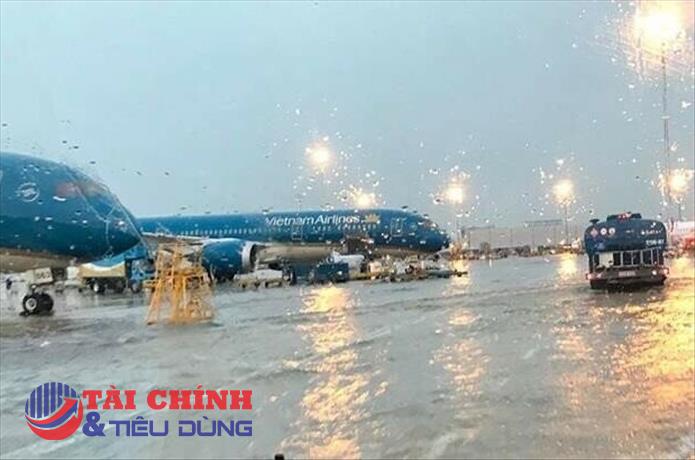 Ảnh hưởng từ bão Talim, 3 sân bay miền Bắc sẽ dừng nhận máy bay
