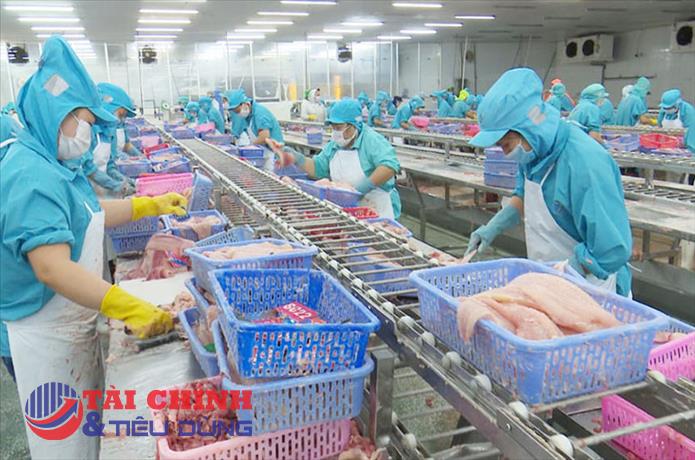 Lao động ngành công nghiệp chế biến, chế tạo nộp hồ sơ trợ cấp thất nghiệp cao nhất quý 2