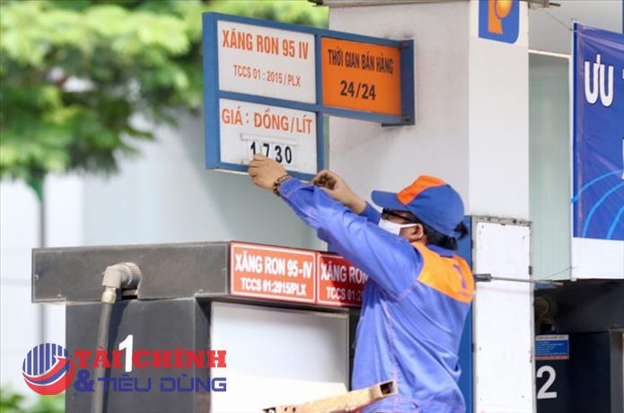 Giá xăng tăng từ 1.220 - 1.295 đồng/lít