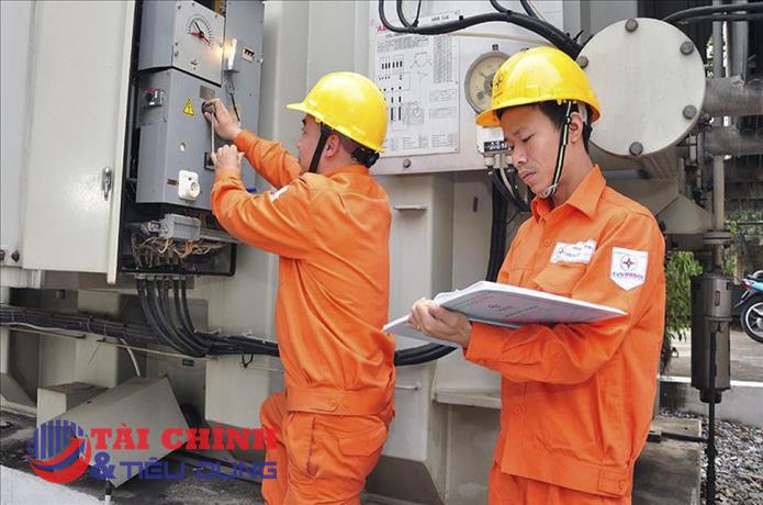 Chuyên gia băn khoăn và lo ngại về đề xuất điều chỉnh giá điện 3 tháng/lần