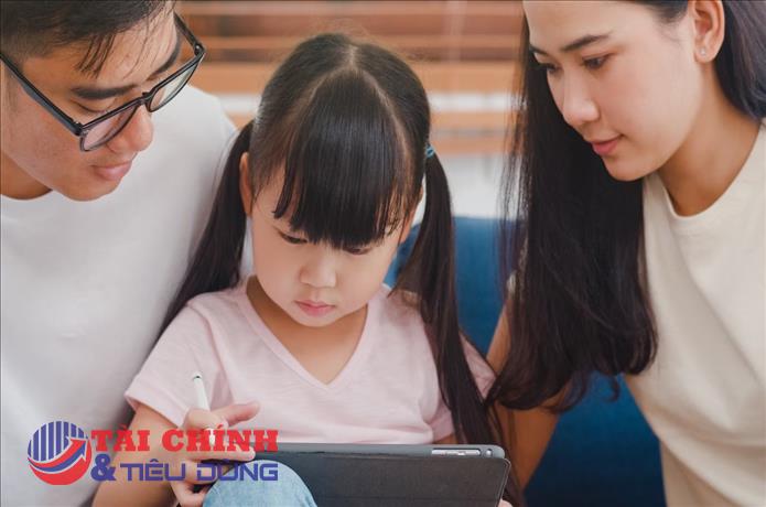Ngân hàng hỗ trợ phụ huynh giải 'bài toán' học phí