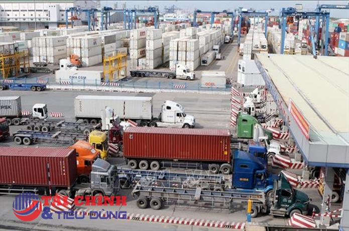 Doanh nghiệp khổ sở vì 'ùn ứ' hàng hóa tại cảng Cát Lái, TP.HCM ra chỉ đạo khẩn