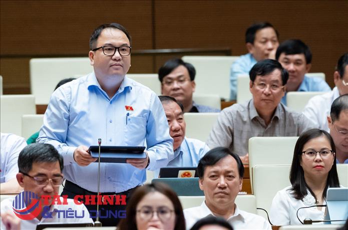 Đại biểu QH đề nghị sớm tăng lương tối thiểu cho người lao động