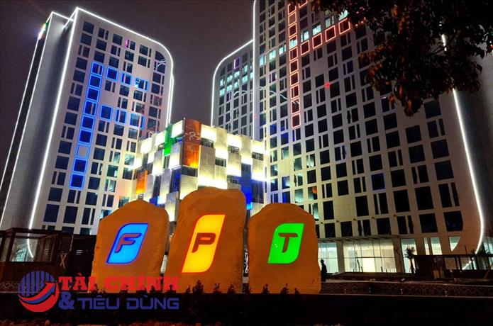 Loạt doanh nghiệp nhận lãi nghìn tỷ đồng từ tiền gửi ngân hàng