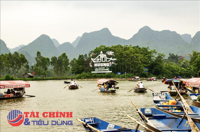 Hà Nội: Giá vé tham quan chùa Hương tăng từ 78.000 đồng lên 120.000 đồng/người
