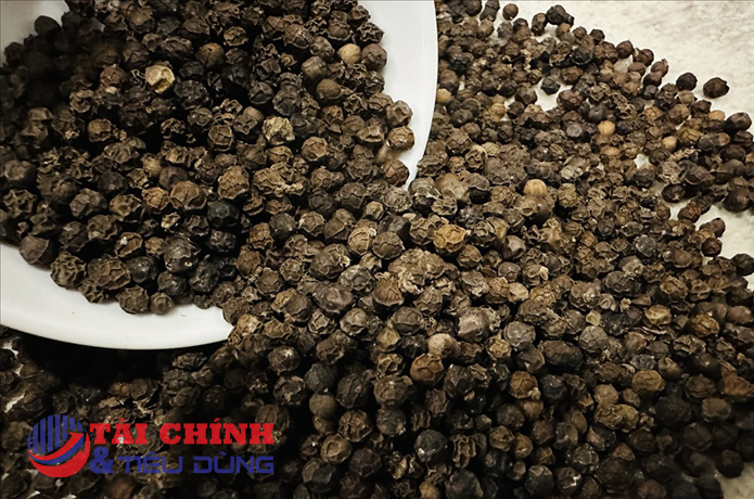 Giá tiêu hôm nay 8/1: Dao động trong khoảng 81.000 - 83.000 đồng/kg
