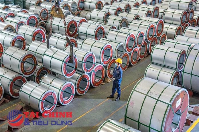 Thêm 1 lãnh đạo muốn bán gần hết cổ phiếu HSG