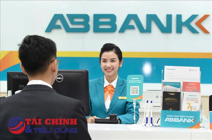 Loạt 'đại gia' vào diện xử lý khi quy định cấm sở hữu ngân hàng vượt 10% có hiệu lực