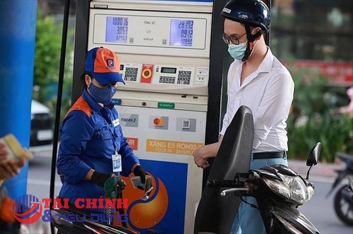 Giữ nguyên lịch điều chỉnh giá xăng dầu vào ngày 29 Tết