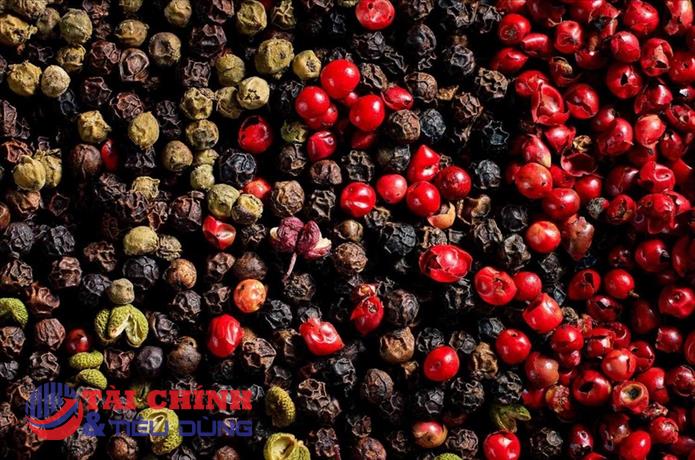 Giá tiêu hôm nay 18/3: Tiếp đà tăng thêm 500 đồng/kg