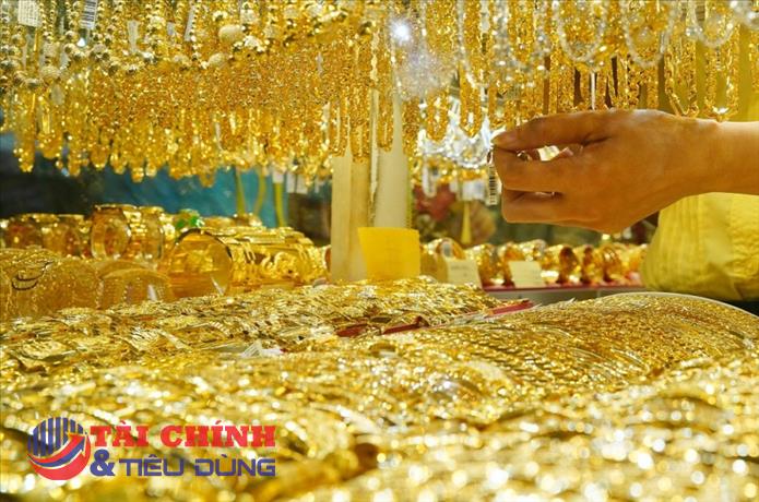 Giá vàng hôm nay 06/4: Tiếp đà tăng giá