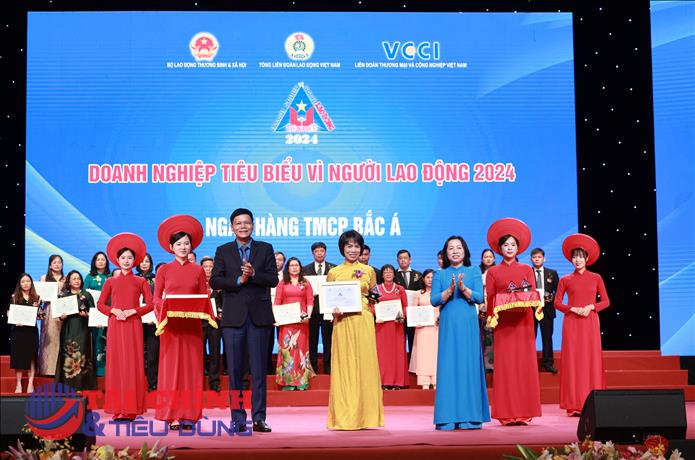 BAC A BANK tiếp tục được vinh danh "Doanh nghiệp tiêu biểu vì người lao động năm 2024"