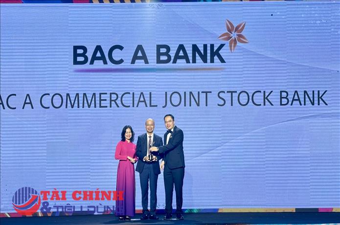 Với chính sách nhân sự "Vì con người", BAC A BANK tiếp tục được vinh danh là "Nơi làm việc tốt nhất châu Á 2024"