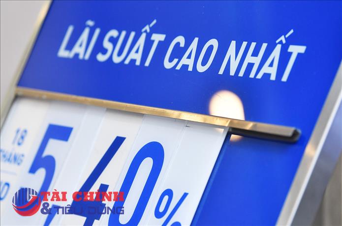 Khi tín dụng tăng nhanh, lãi suất còn giữ được mặt bằng thấp?