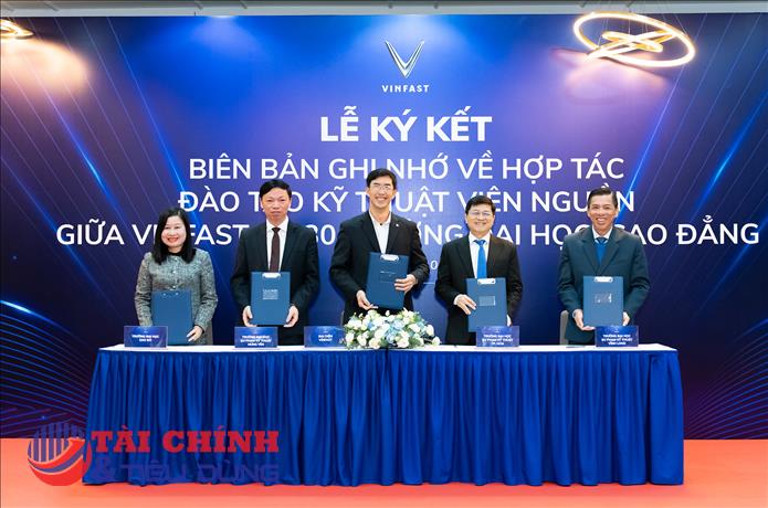 VinFast hợp tác với 30 trường đại học, cao đẳng - chuẩn hóa chương trình và chất lượng đào tạo kỹ sư ô tô điện